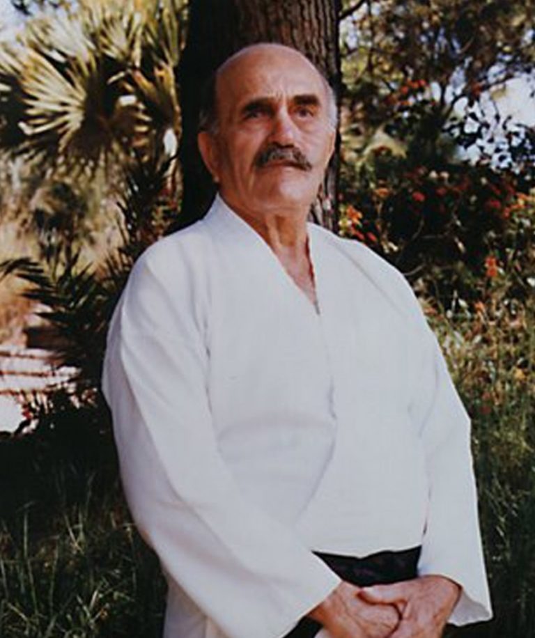 Imi Lichtenfeld en kimono